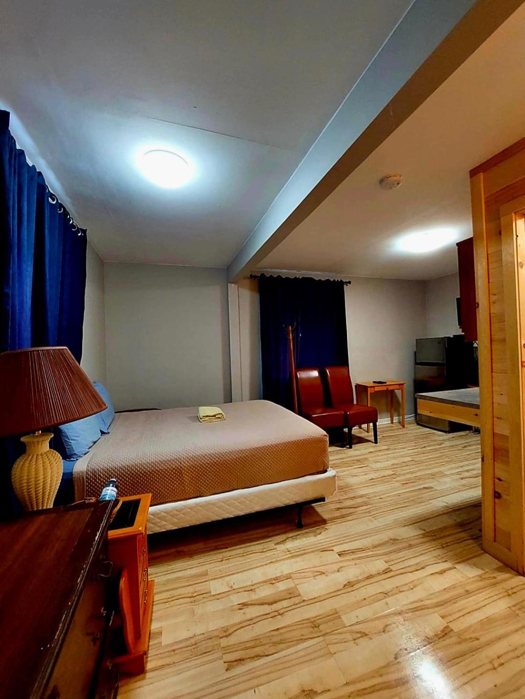 Earthquest Lodge Port Burwell Buitenkant foto
